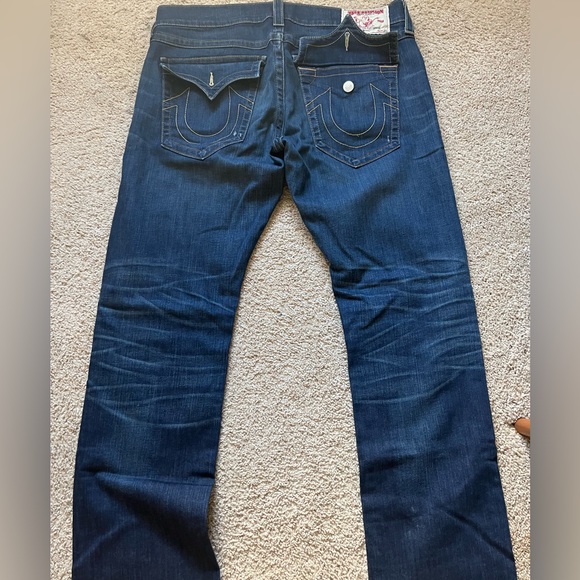 True Religion - Picture 3 of 4